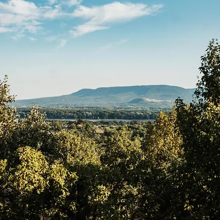 Nyaraló Magyarmáli Verőce *