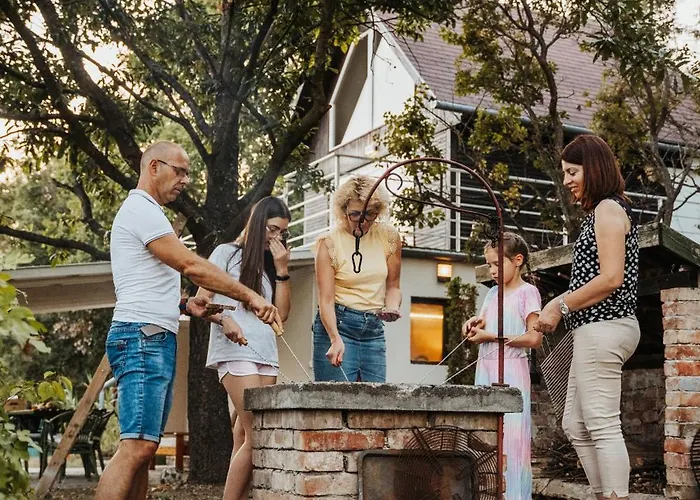 Magyarmali Pihenohaz Case de vacanță